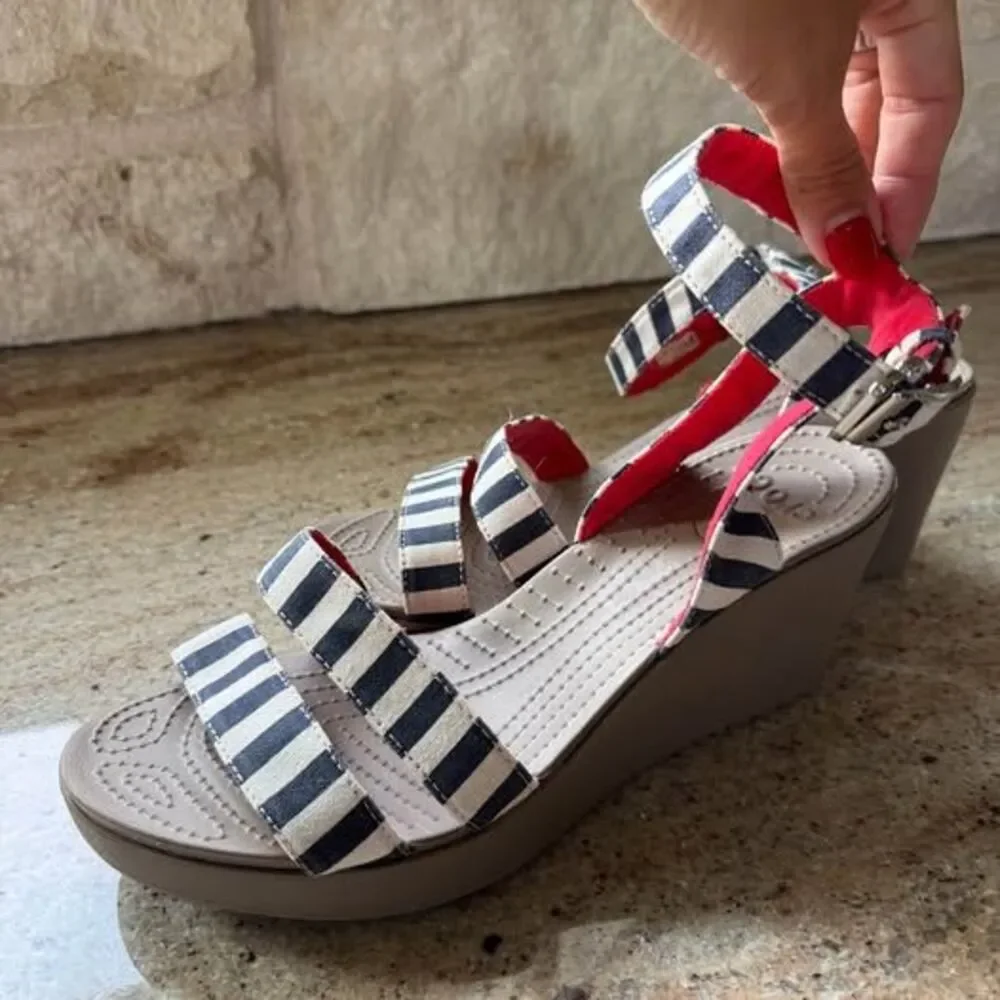 Crocs Leigh II Striped Wedge Sandals Size 10